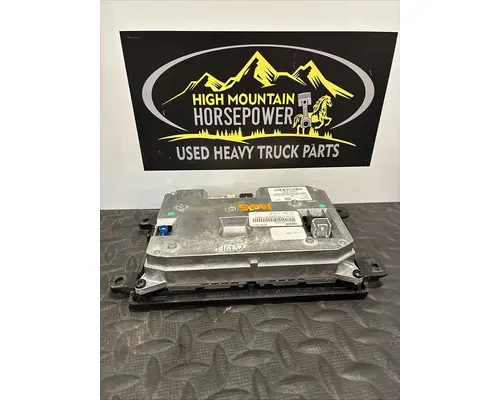 KENWORTH T680 Radio
