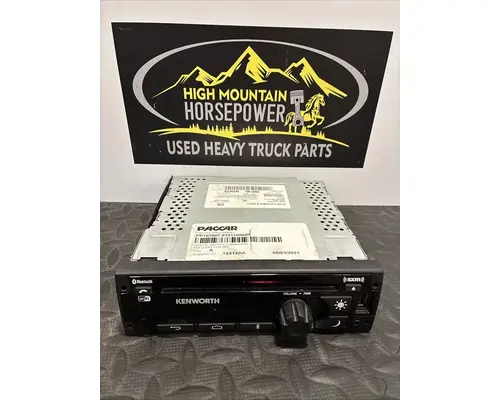 KENWORTH T680 Radio