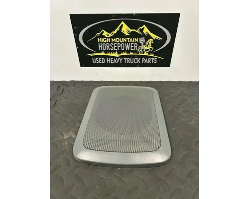 KENWORTH T680 Radio