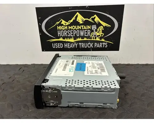 KENWORTH T680 Radio