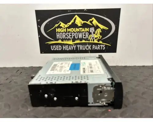 KENWORTH T680 Radio