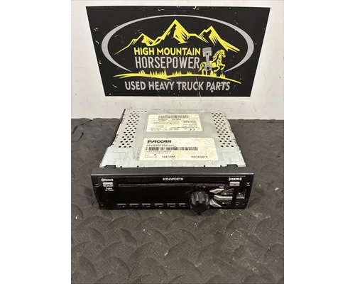 KENWORTH T680 Radio