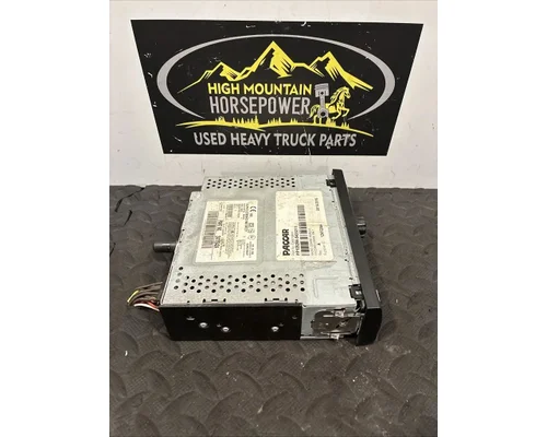 KENWORTH T680 Radio