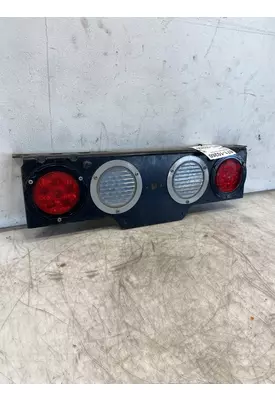 KENWORTH T680 Rear Light Panel