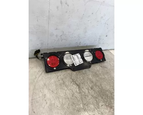 KENWORTH T680 Rear Light Panel