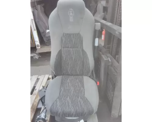 KENWORTH T680 SEAT, FRONT