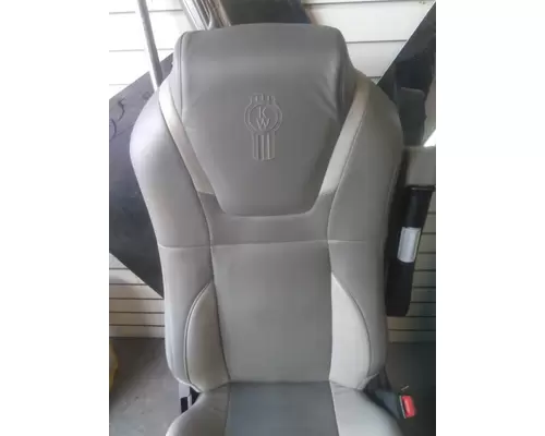 KENWORTH T680 SEAT, FRONT