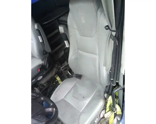 KENWORTH T680 SEAT, FRONT