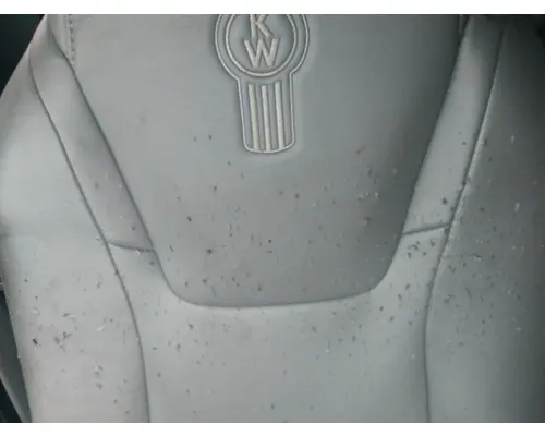 KENWORTH T680 SEAT, FRONT