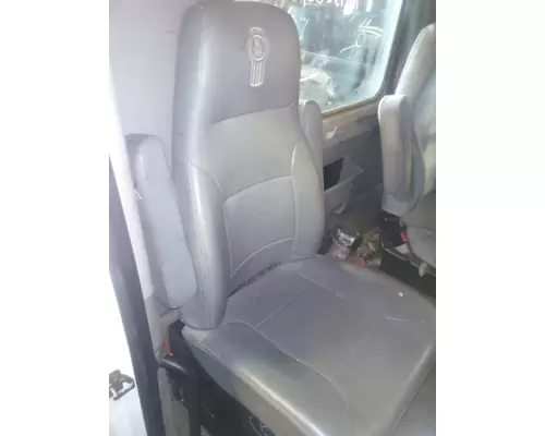 KENWORTH T680 SEAT, FRONT