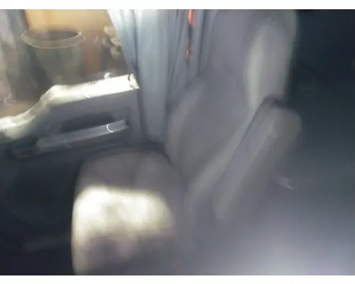 KENWORTH T680 SEAT, FRONT