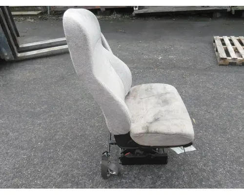 KENWORTH T680 SEAT, FRONT