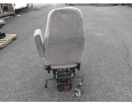 KENWORTH T680 SEAT, FRONT