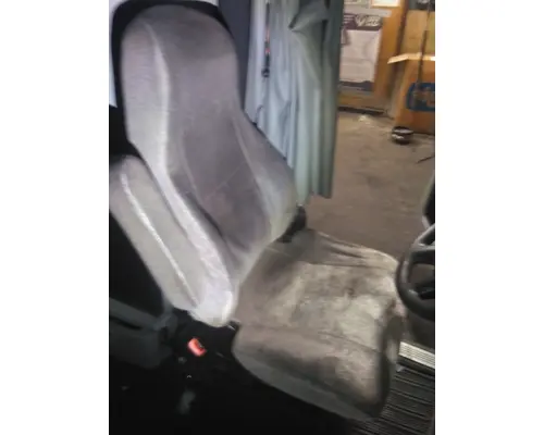 KENWORTH T680 SEAT, FRONT