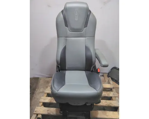 KENWORTH T680 SEAT, FRONT