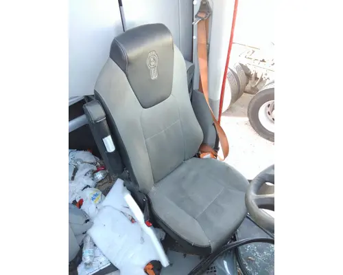 KENWORTH T680 SEAT, FRONT