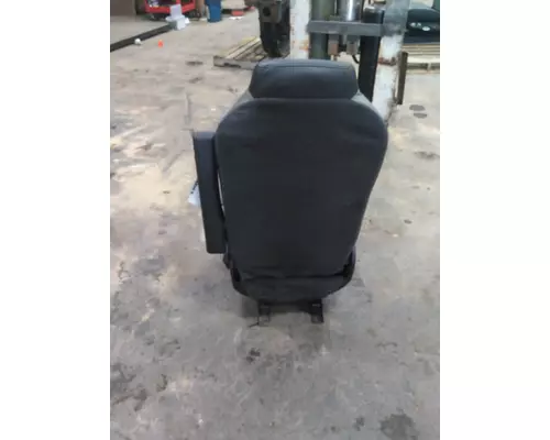 KENWORTH T680 SEAT, FRONT