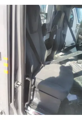 KENWORTH T680 SEAT, FRONT