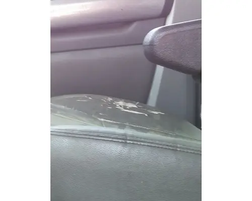 KENWORTH T680 SEAT, FRONT