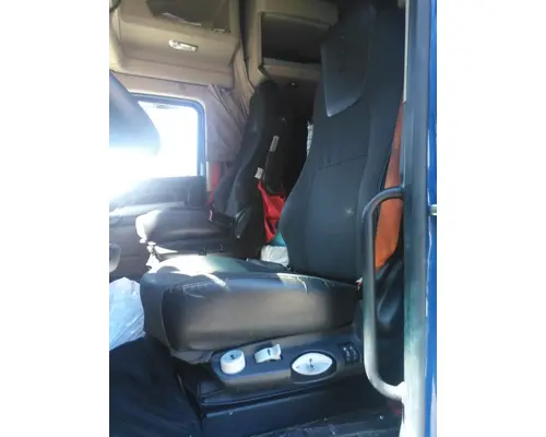 KENWORTH T680 SEAT, FRONT