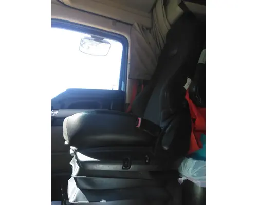 KENWORTH T680 SEAT, FRONT