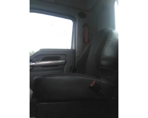 KENWORTH T680 SEAT, FRONT