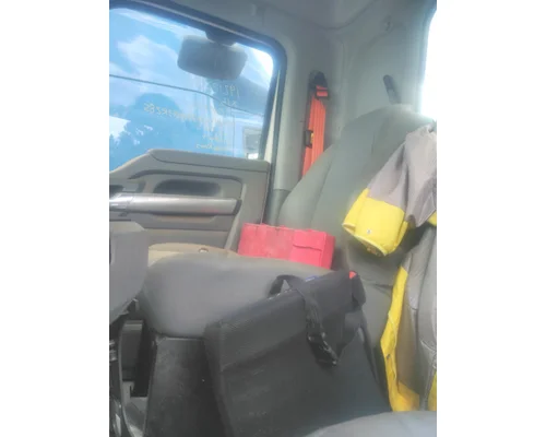 KENWORTH T680 SEAT, FRONT