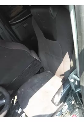 KENWORTH T680 SEAT, FRONT