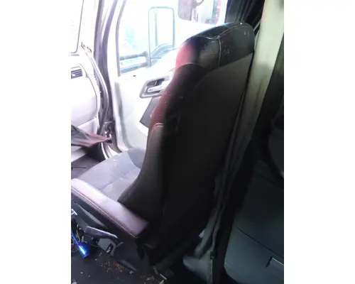KENWORTH T680 SEAT, FRONT