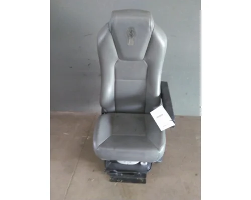 KENWORTH T680 SEAT, FRONT