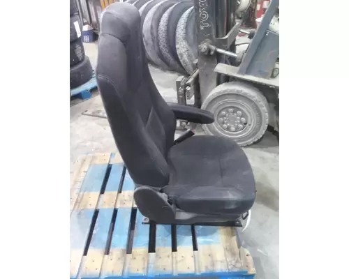 KENWORTH T680 SEAT, FRONT