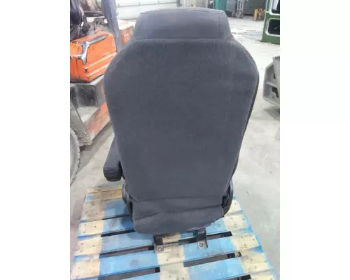 KENWORTH T680 SEAT, FRONT