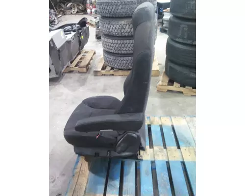 KENWORTH T680 SEAT, FRONT