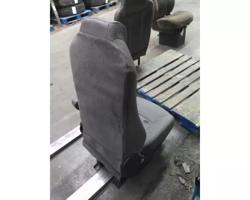 KENWORTH T680 SEAT, FRONT