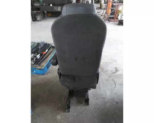 KENWORTH T680 SEAT, FRONT