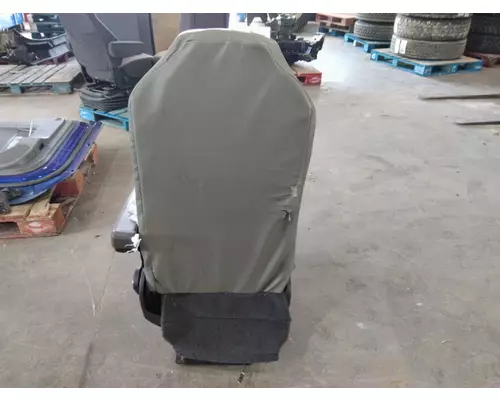 KENWORTH T680 SEAT, FRONT