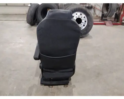 KENWORTH T680 SEAT, FRONT