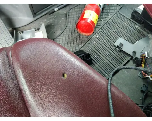 KENWORTH T680 SEAT, FRONT