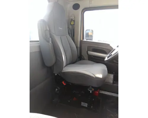 KENWORTH T680 SEAT, FRONT
