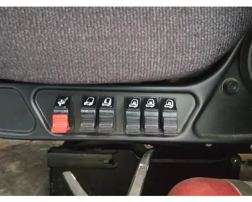 KENWORTH T680 SEAT, FRONT