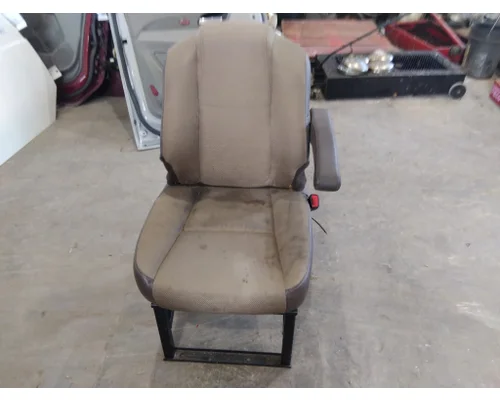 KENWORTH T680 SEAT, FRONT