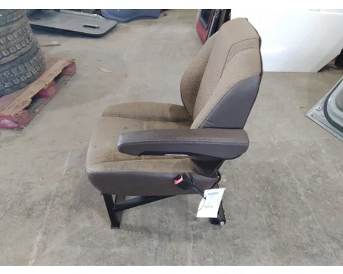 KENWORTH T680 SEAT, FRONT