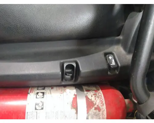 KENWORTH T680 SEAT, FRONT