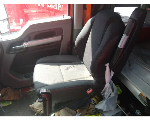KENWORTH T680 SEAT, FRONT