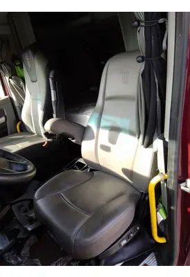 KENWORTH T680 SEAT, FRONT