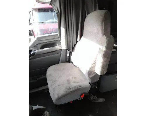 KENWORTH T680 SEAT, FRONT