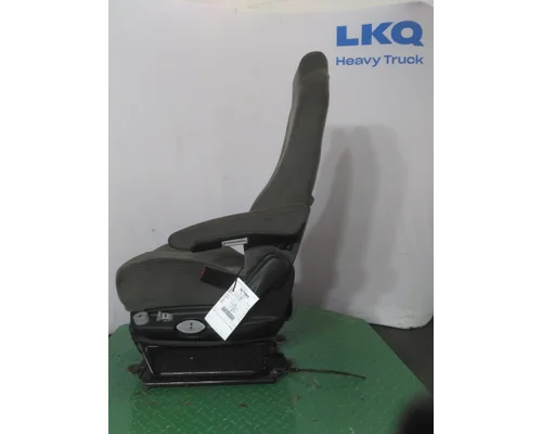 KENWORTH T680 SEAT, FRONT