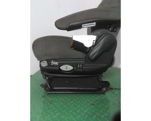 KENWORTH T680 SEAT, FRONT