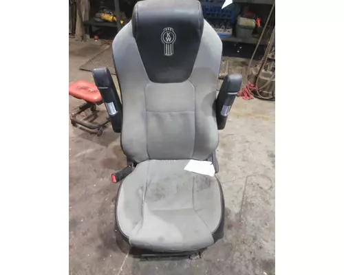 KENWORTH T680 SEAT, FRONT