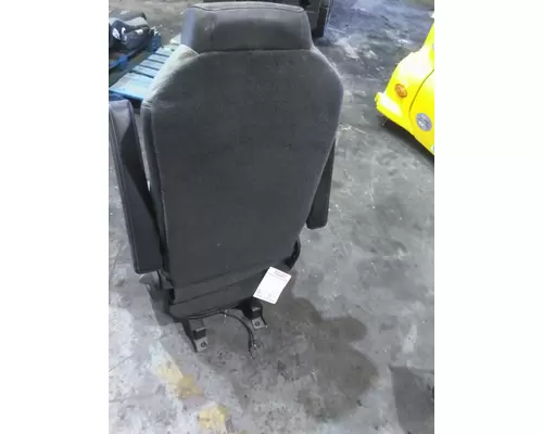 KENWORTH T680 SEAT, FRONT